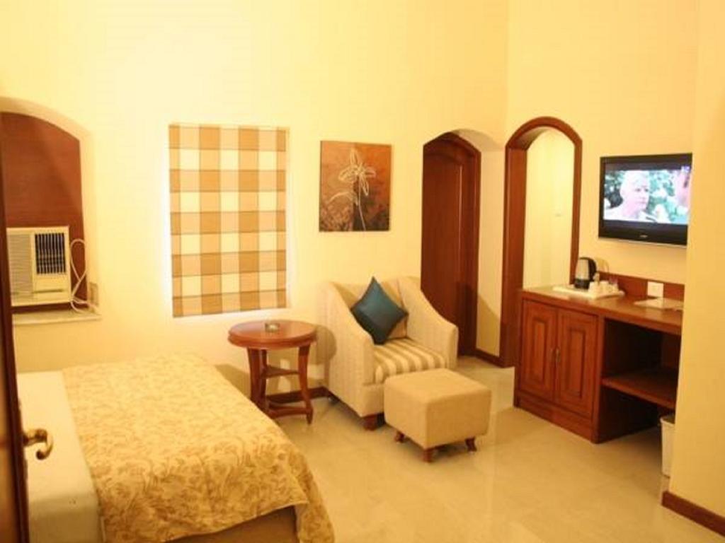 Hotel Palanpur Palace مونت ابو المظهر الخارجي الصورة