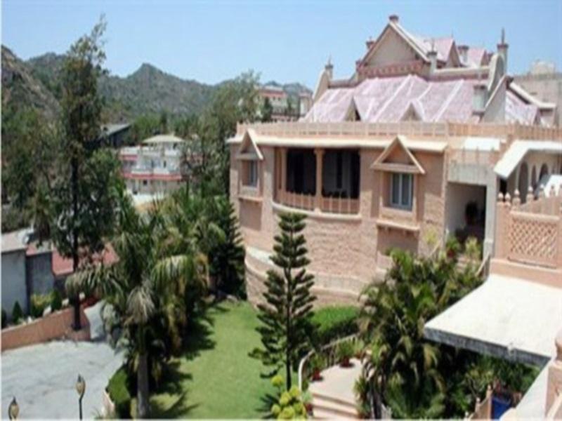 Hotel Palanpur Palace مونت ابو المظهر الخارجي الصورة